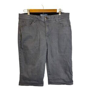 Democracy Shorts Women's Size 12 Absolution Bermuda Gray‎